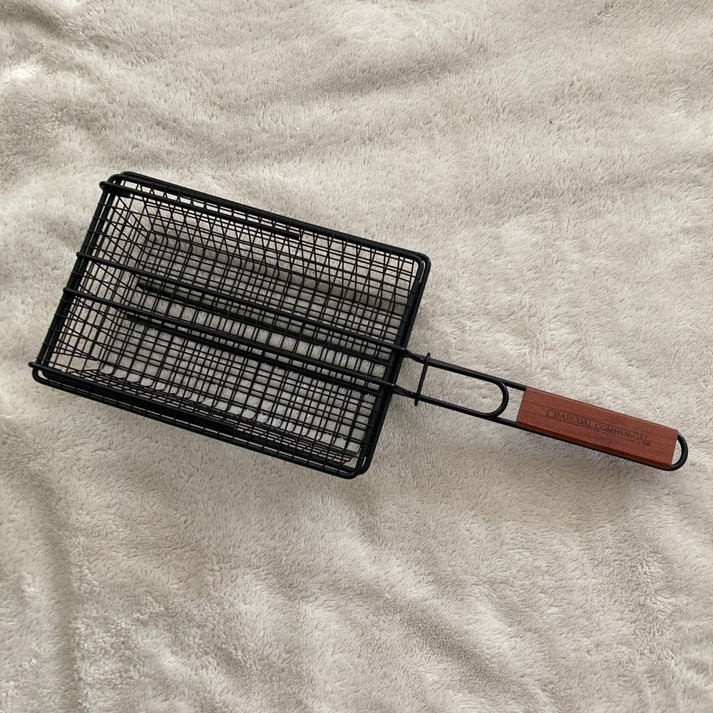 BBQ Vegetable Basket